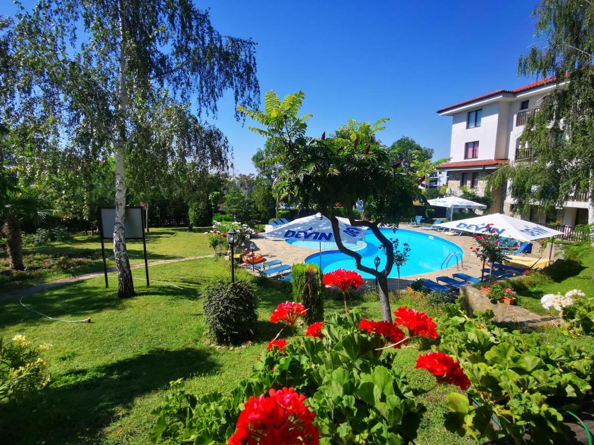 Marina Delfin Apartments - Top Location & Pet Friendly Свети-Влас Экстерьер фото