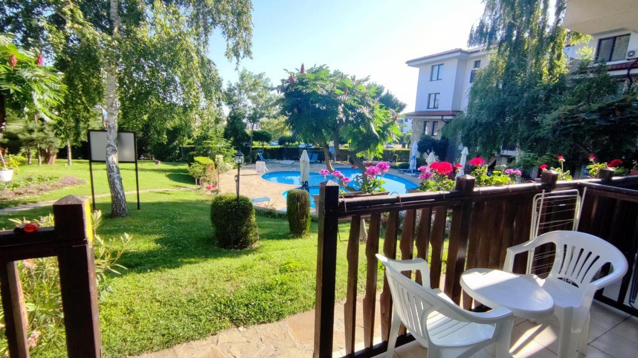 Marina Delfin Apartments - Top Location & Pet Friendly Свети-Влас Экстерьер фото