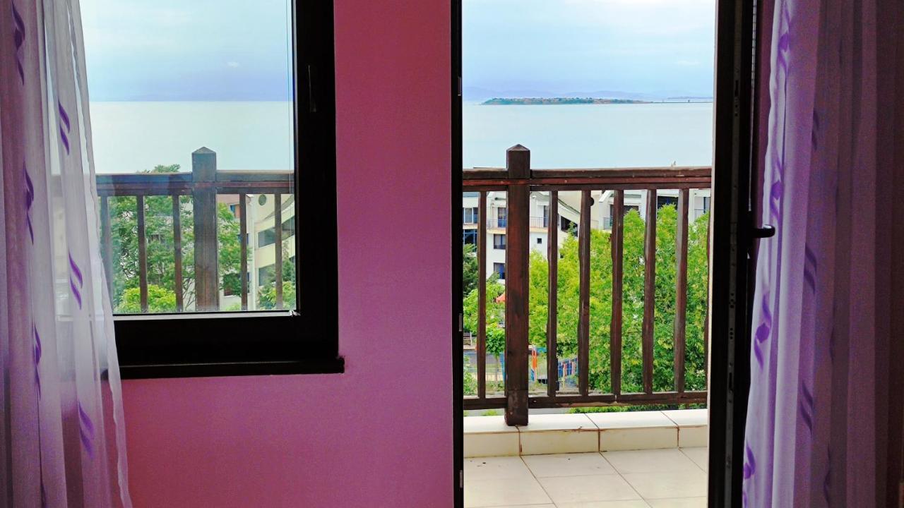 Marina Delfin Apartments - Top Location & Pet Friendly Свети-Влас Экстерьер фото