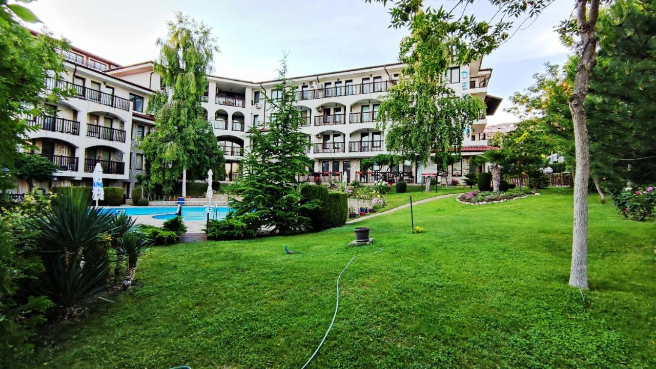 Marina Delfin Apartments - Top Location & Pet Friendly Свети-Влас Экстерьер фото