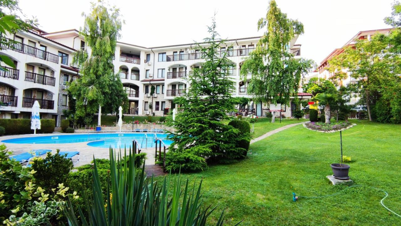 Marina Delfin Apartments - Top Location & Pet Friendly Свети-Влас Экстерьер фото