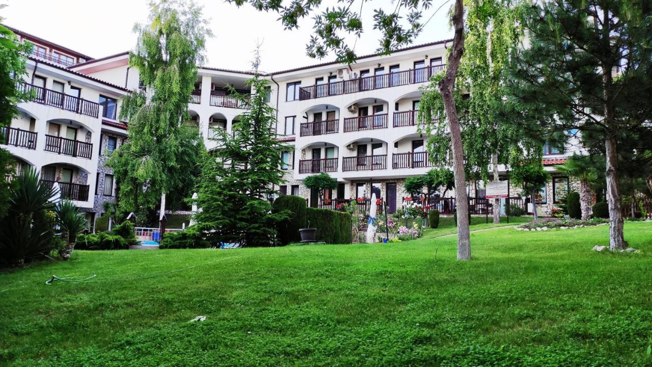 Marina Delfin Apartments - Top Location & Pet Friendly Свети-Влас Экстерьер фото