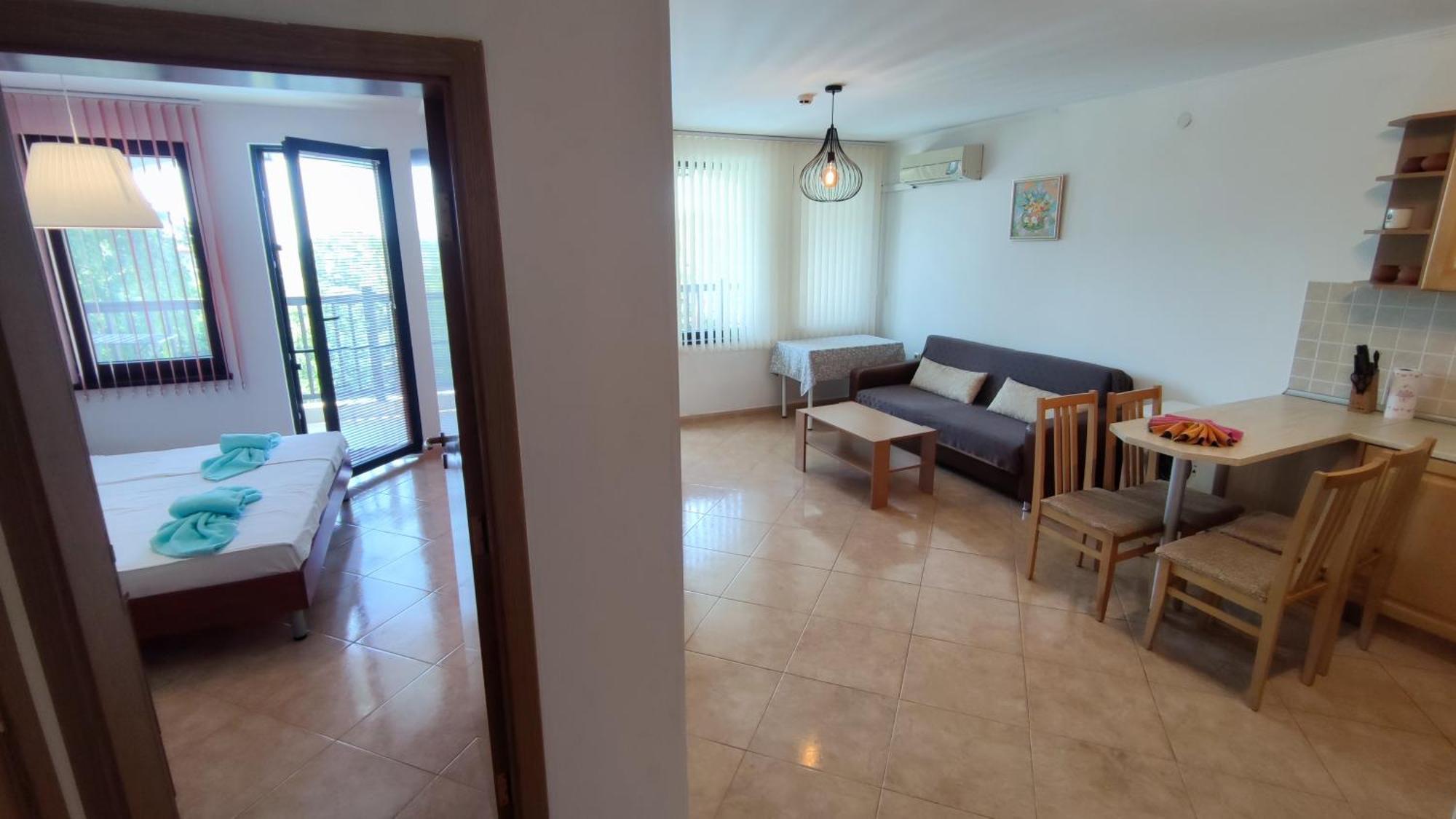 Marina Delfin Apartments - Top Location & Pet Friendly Свети-Влас Экстерьер фото