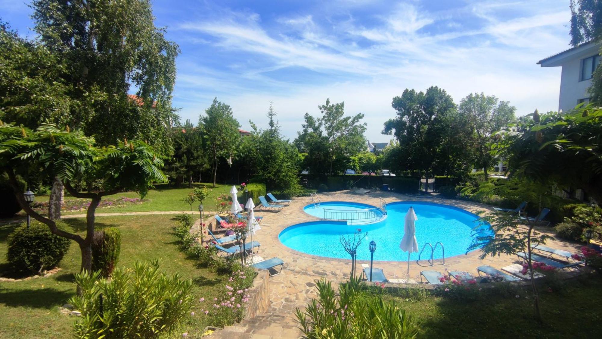 Marina Delfin Apartments - Top Location & Pet Friendly Свети-Влас Экстерьер фото