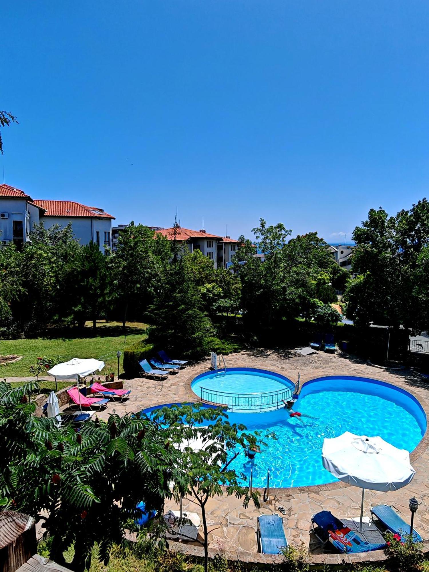 Marina Delfin Apartments - Top Location & Pet Friendly Свети-Влас Экстерьер фото