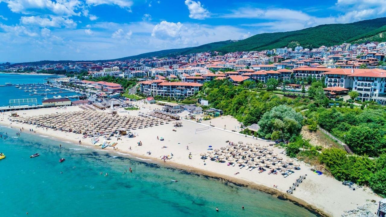 Marina Delfin Apartments - Top Location & Pet Friendly Свети-Влас Экстерьер фото